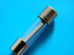 玻璃管保险丝和陶瓷管保险丝的区别